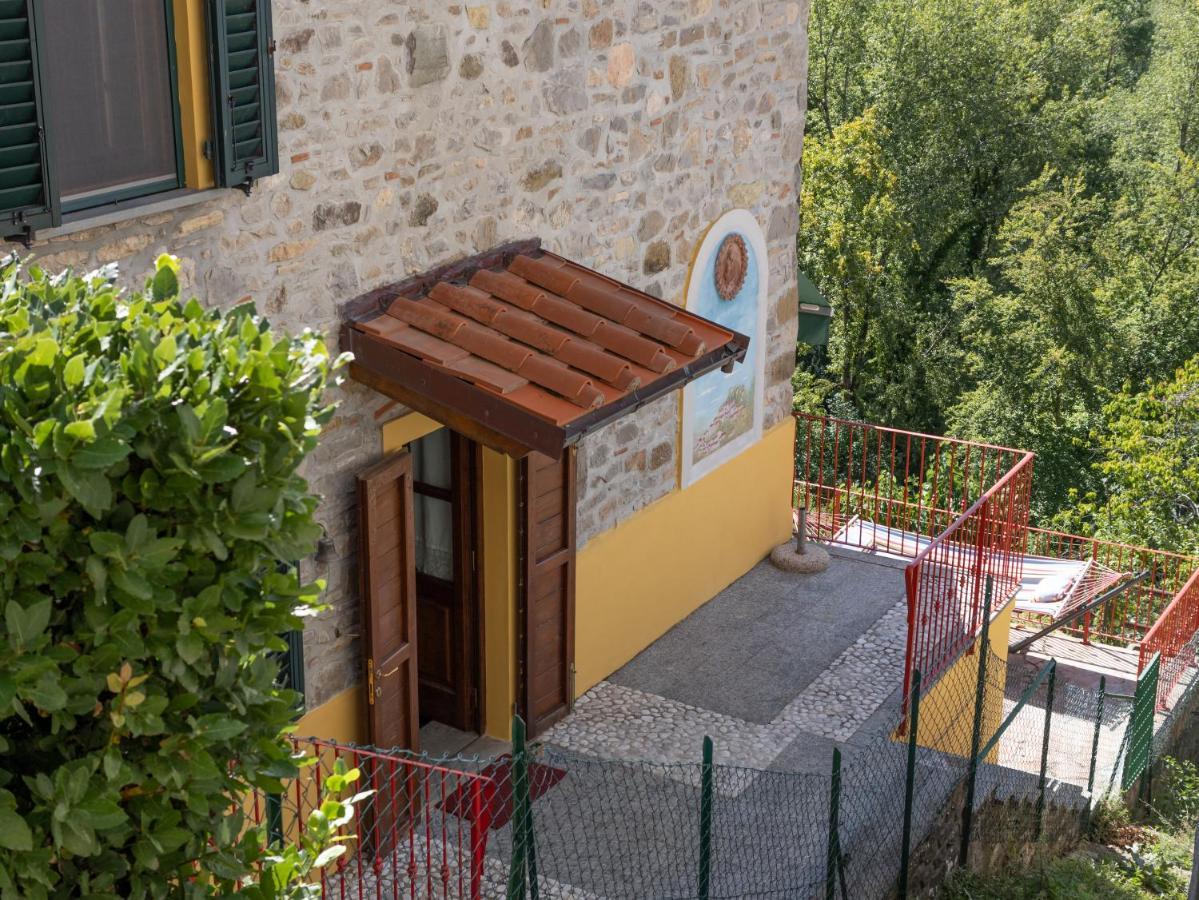 Deliziosa Casetta Sull'Appennino Toscano Montefegatesi Exterior photo